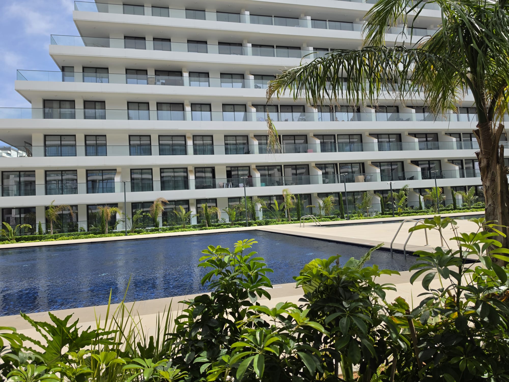 Grand Sapphire Resort Luxury Ground Floor Apartment With Pool View